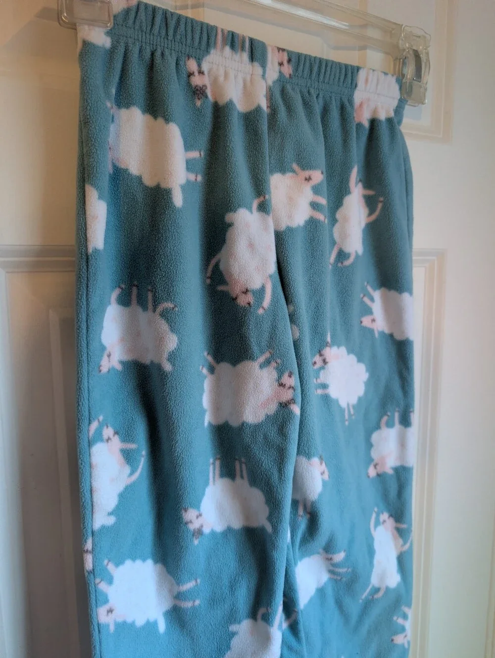 Carter's 3 Piece Pajamas Set Size 5 / 5A Sheep Theme